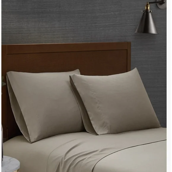 NWT, Split King London Fog Luxury Khaki Sheet Set
